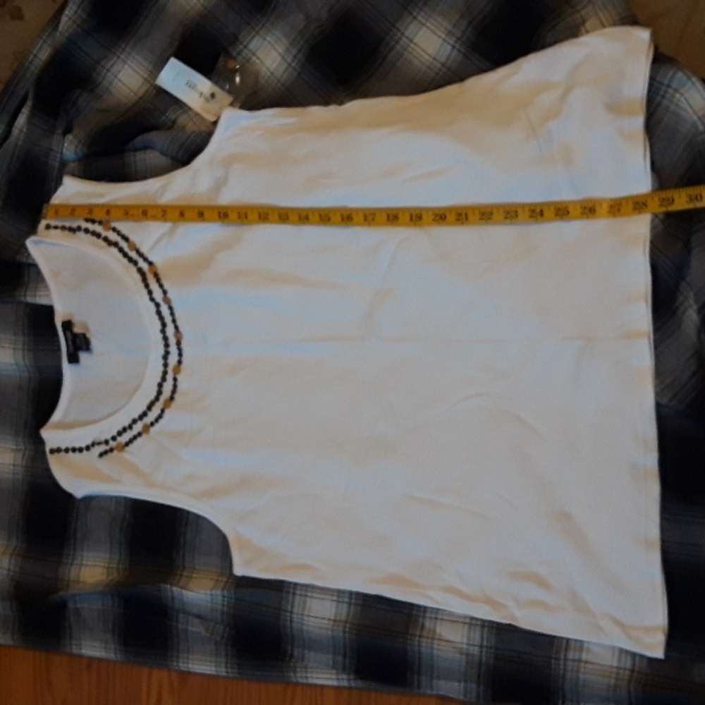Style & Co Solid White Beaded Neck Tank Top Size 2X - Picture 4 of 5